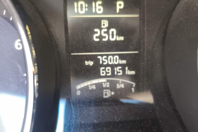 Used Volkswagen Sagitar 2017 1.6L Automatic Comfort Model
