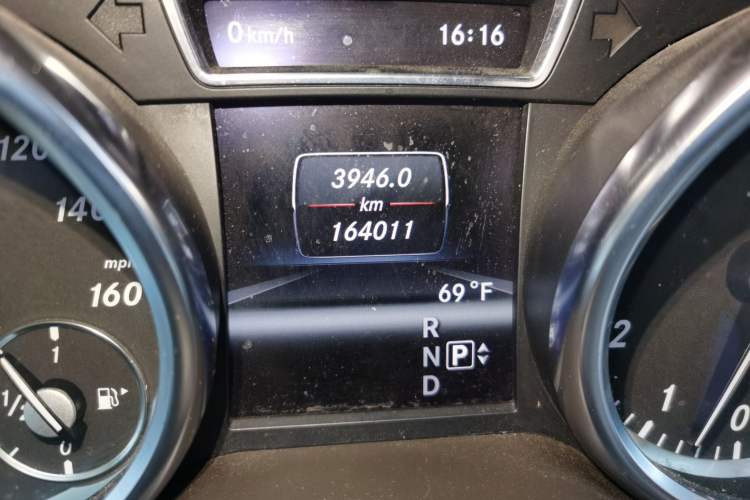 Used Mercedes-Benz M-Class 2012 ML 350 Luxury Edition