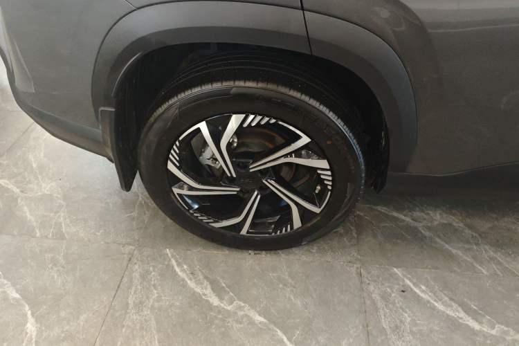 Used Geely Auto Emgrand X7 Sport 2023 Boyue COOL 1.5TD Smart Connect+ Right Rear Wheel Hub