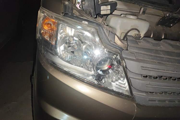 Used CHANGAN KAICHENG Star 3 2015 1.0L Base Version with Air Conditioning C10 Right Front Headlight