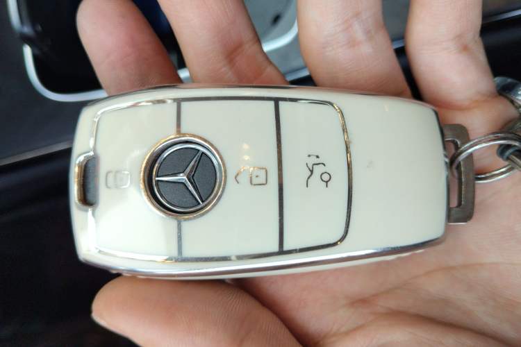 Used Mercedes-Benz C-Class 2020 Restyled C 200 L Fashion Edition Sport Version Vehicle Key