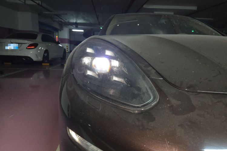 Used Porsche Panamera 2016 Panamera Executive Edition 3.0T Right Front Headlight