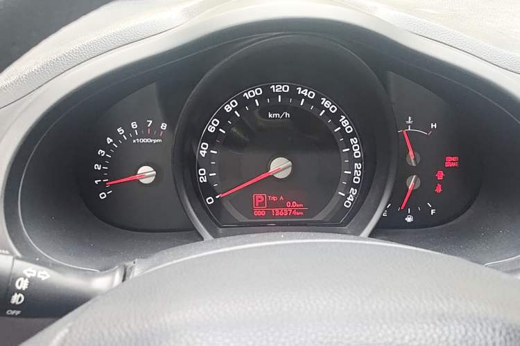 Used Kia Sportage R 2011 2.0L Automatic Two-Wheel Drive GLS Instrument Cluster