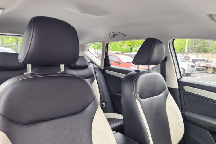 Used Jetta VS5 2024 Model, 5th Anniversary Edition Headliner