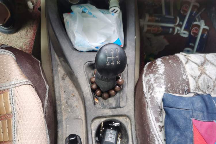 Used Wuling Rongguang V 2016 1.5L Standard Version
