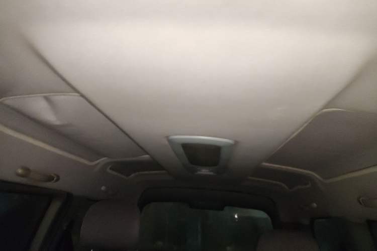 Used FORTHING Lingzhi 2012 M5 Q3 2.0L Short-Wheelbase Standard Edition
