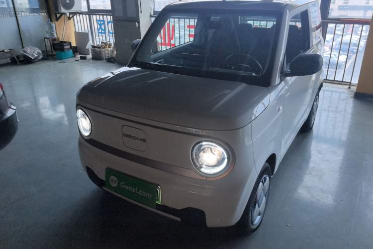 Used Geely Galaxy Panda 2023 Panda Mini 200km Endurance Bear
