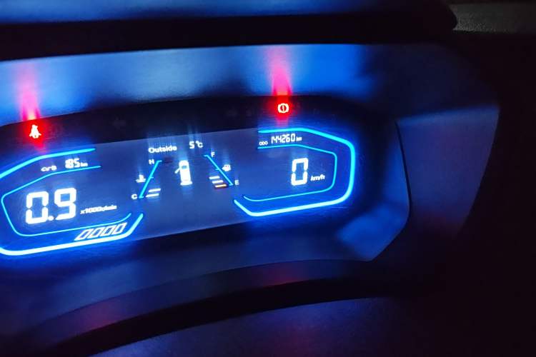 Used CHANGAN OSHAN A800 2017 1.6L Manual Comfort Model