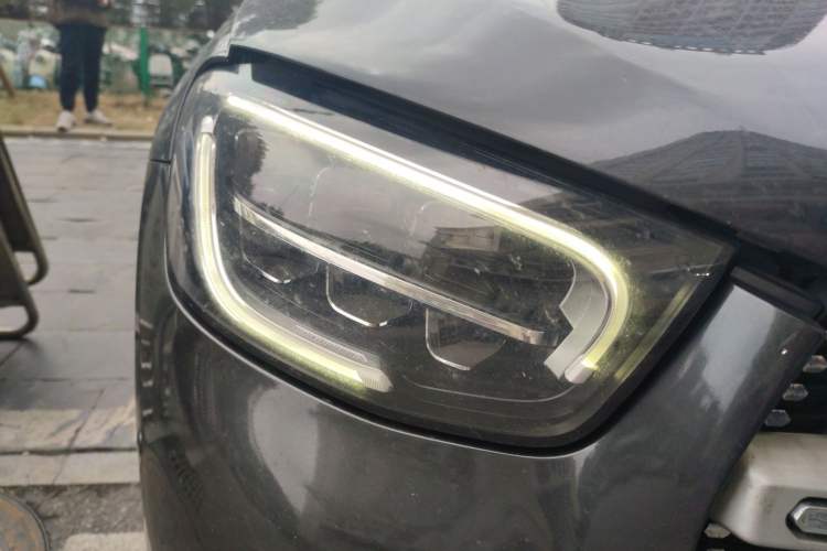 Used Mercedes-Benz GLC 2020 GLC 260 L 4MATIC Luxury Model Right Front Headlight
