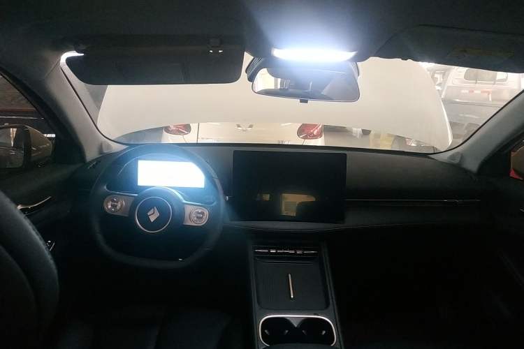 Used Baojun Yunhai 2024 600km Pure Electric Version Center Console