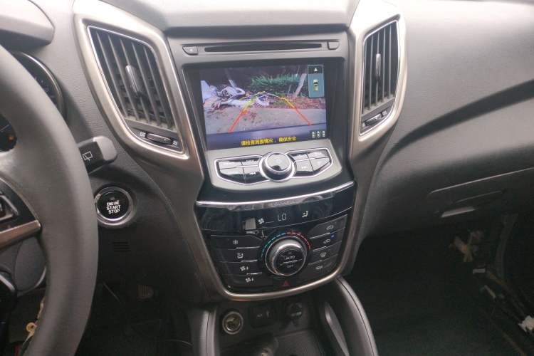 Used Changan CS75 2016 1.8T Automatic Elite Model China V Standard