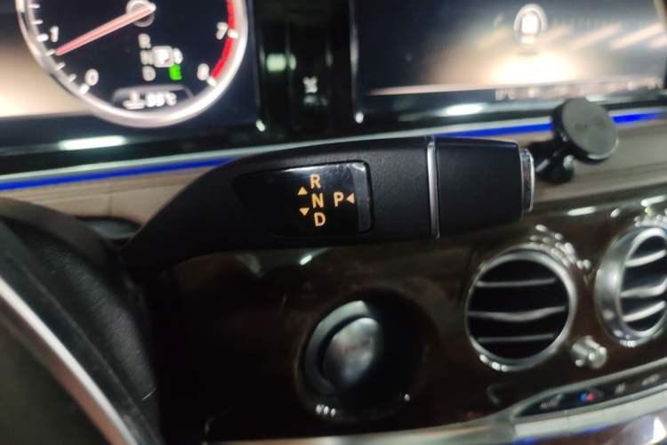 Used Mercedes-Benz S-Class 2014 S 400 L Prestige Edition Gear Lever