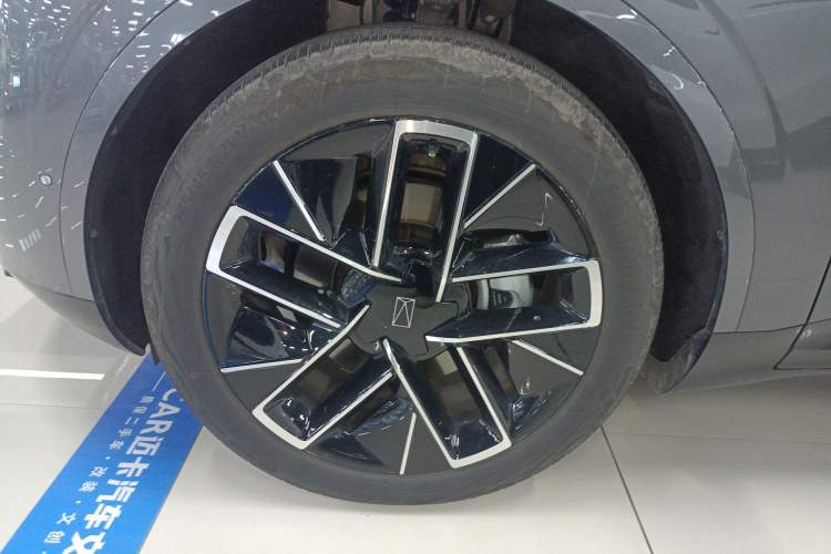 Used Avatr 11 2024 730 Luxury Edition with Three Lasers and Rear-Wheel Drive