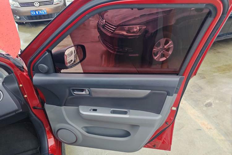 Used Suzuki Swift 2014 1.5L Automatic Fashion Edition