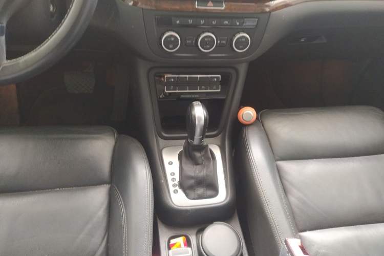 Used Volkswagen Sharan 2014 2.0 TSI Comfort Model
