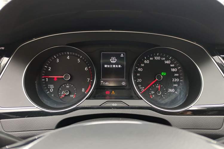 Used Volkswagen Magotan 2019 330TSI DSG Luxury Version China VI Standard Instrument Cluster