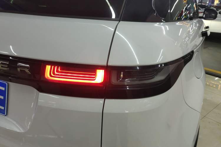 Used Land Rover Range Evoque 2023 Aurora L 200PS Elite Edition