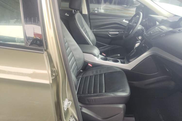 Used Ford Kuga 2015 1.5L GTDi Two-Wheel-Drive Comfort Model