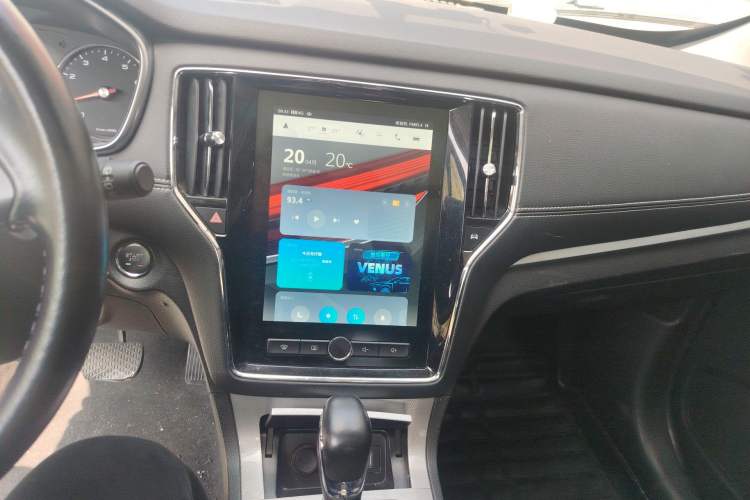 Used Roewe RX5 2019 20T Two-Wheel Drive Automatic Ali Smart Connectivity Platinum Edition