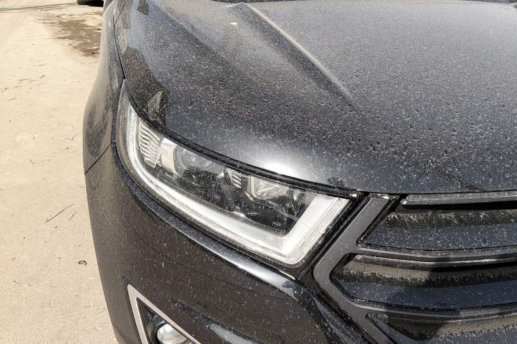 Used Ford Edge 2015 2.0T GTDi 4x4 High-Grade Model
