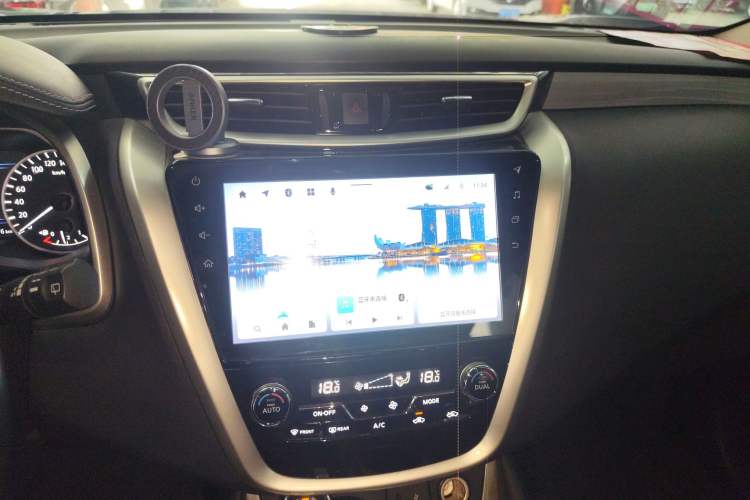 Used Nissan Murano 2021 2.5L XL Two-Wheel Drive Smart Connect Luxury Edition Audio And AC Panel