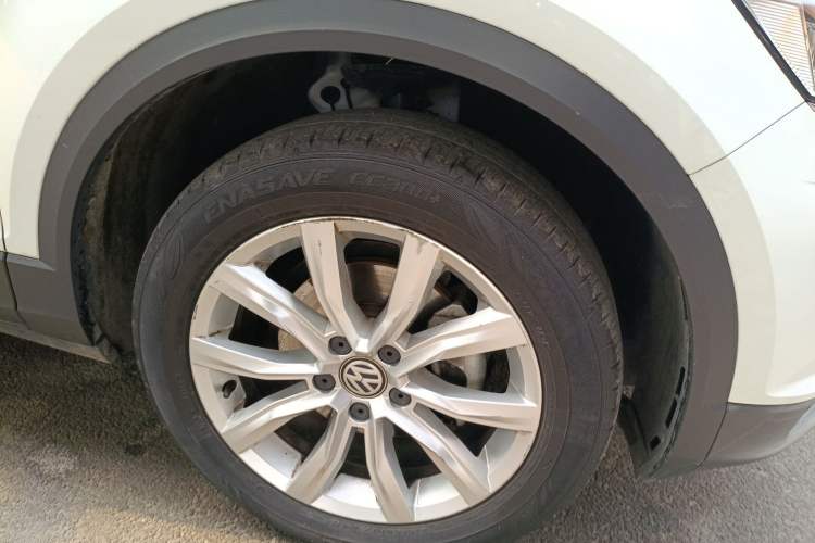 Used Volkswagen T-ROC 2019 230TSI DSG Two-Wheel-Drive Advanced Version China VI Standard
