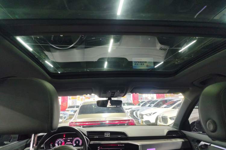 Used Audi Q3 2024 35 TFSI Ambition Dynamic Edition
