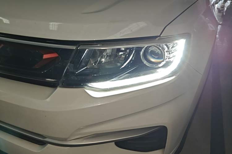 Used CHANGAN CS35PLUS 2019 1.4T DCT Chuanlian Blue Whale Edition
