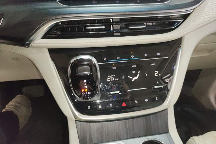 Used Buick GL8 2021 ES Landtrek 653T Comfort Edition
