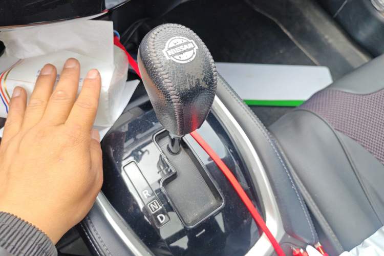 Used Nissan X-Trail 2017 2.0L CVT Comfort Edition 2WD Gear Lever