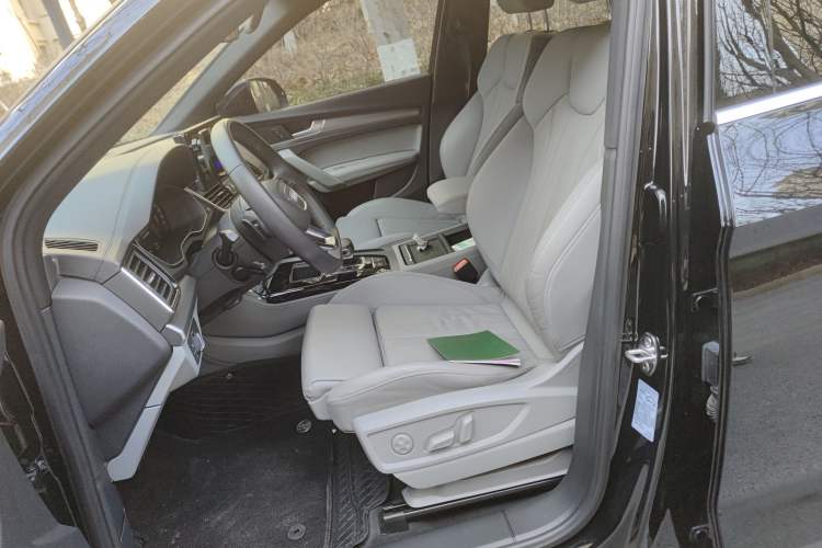 Used Audi Q5L Sportback 2022 40 TFSI Fashion Model
