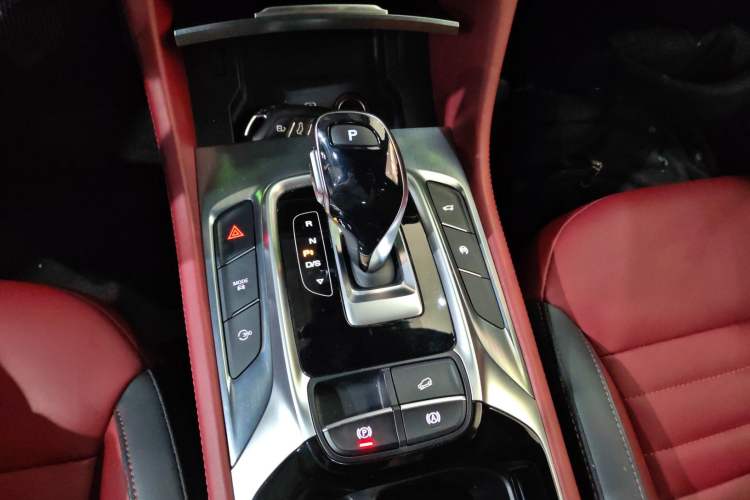 Used MG HS 2019 30T Automatic 2WD Trophy Supreme Edition China VI Standard
