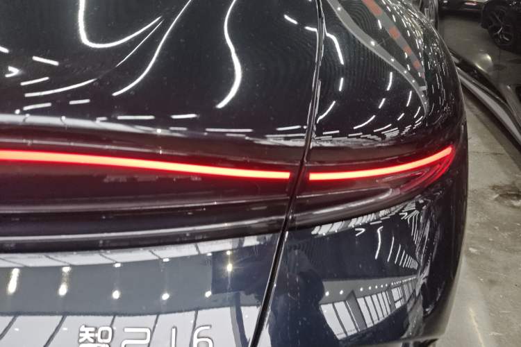 Used IM L6 2025 Ultra Model
