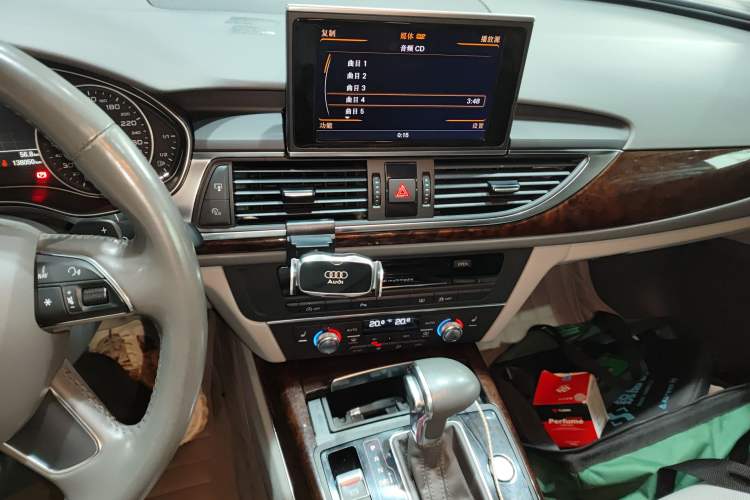 Used Audi A6L 2012 35 FSI Comfort Model Audio And AC Panel