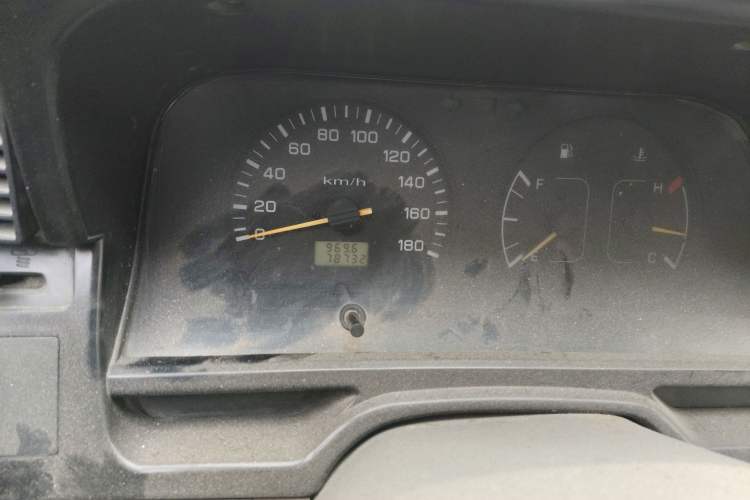 Used Jinbei Hiace 2011 2.0L 5th Generation Kuaiyunwang Comfort Type K 4G19
