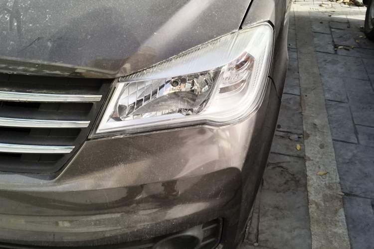 Used Dongfeng Fengon 330 2019 1.5L 330S Manual Comfort Version China VI Standard