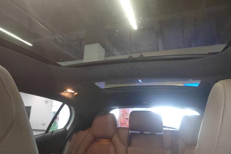 Used Mercedes-Benz GLA 2015 GLA 260 4MATIC Headliner