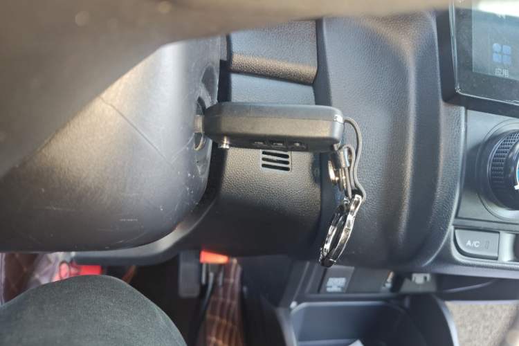 Used Honda Fit 2018 1.5L CVT Comfort Sunroof Version Vehicle Key