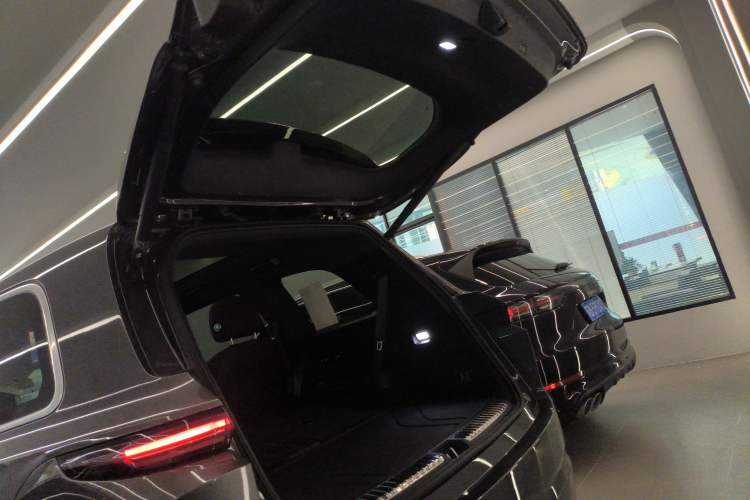 Used Li Auto L9 2022 Max model