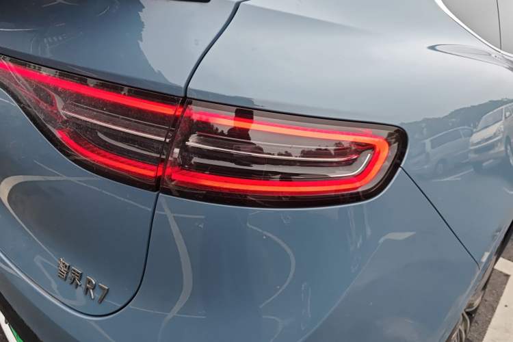 Used Hima Luxeed R7 2024 All-Electric 736 km Ultra