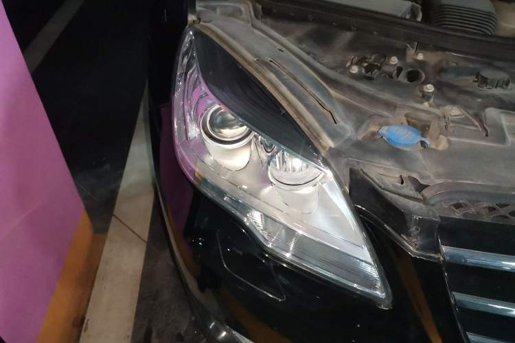 Used Mercedes-Benz R-Class 2014 R 320 4MATIC Business Model