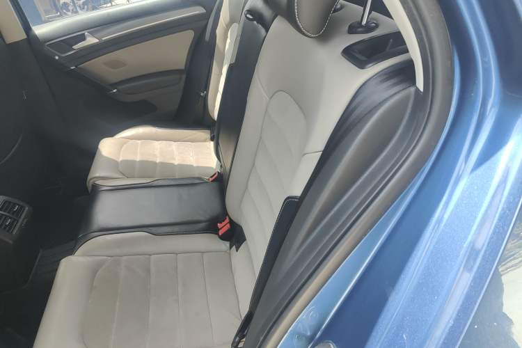 Used Volkswagen Golf 2017 230TSI Automatic Luxury Million-Vehicle Commemorative Edition