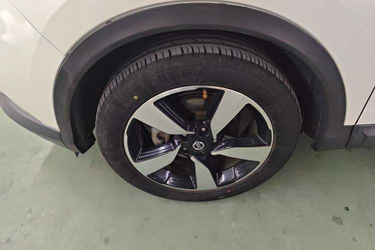 Used Nissan Qashqai 2017 2.0L CVT Smart Enjoyment Version China VI Standard Left Front Wheel Hub