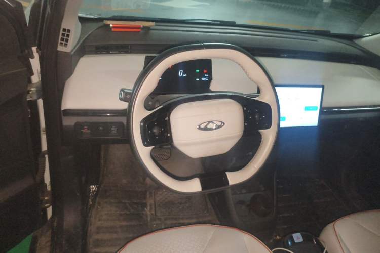 Used Chery QQ Little Ant 2024 Edition Youth Version 321 km Beloved Version 29.23 kWh