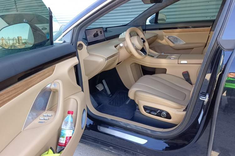 Used Hima Luxeed R7 2024 Pure Electric 667km Pro