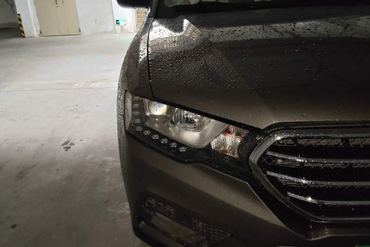 Used Haval H6 Coupe 2015 Blue Label 2.0T Automatic Two-Wheel Drive Prestige Model