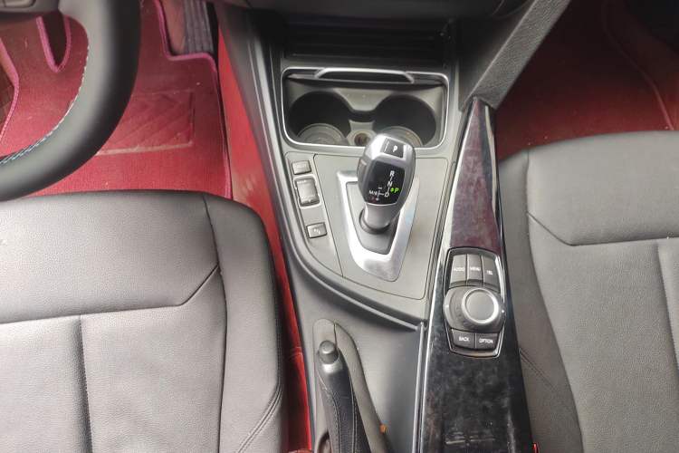 Used BMW 3 Series 2017 320Li Fashion Model
