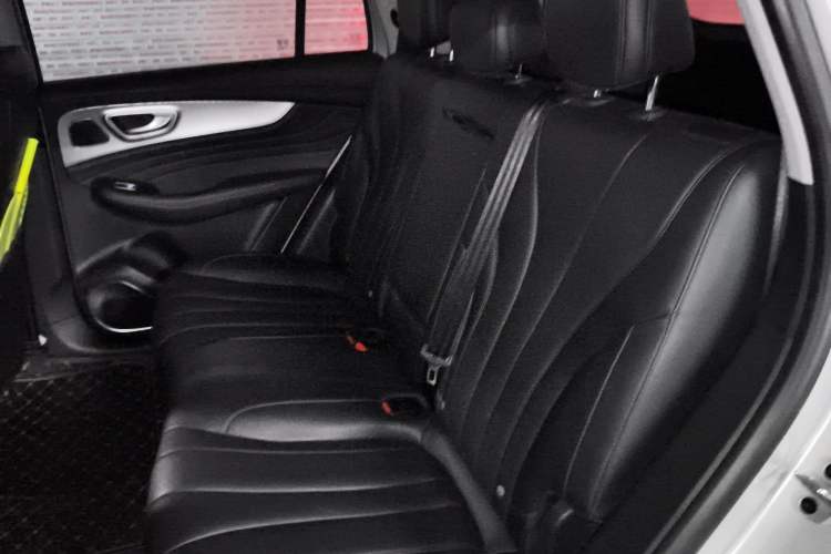 Used Roewe RX5 MAX 2019 300TGI Automatic Smart Cabin Luxury Edition Left Rear Seat