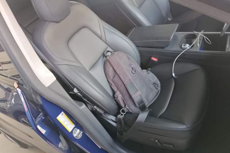 Used Tesla Model Y 2021 Long-Range All-Wheel-Drive Version