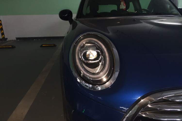 Used MINI 2014 1.5T COOPER Fun